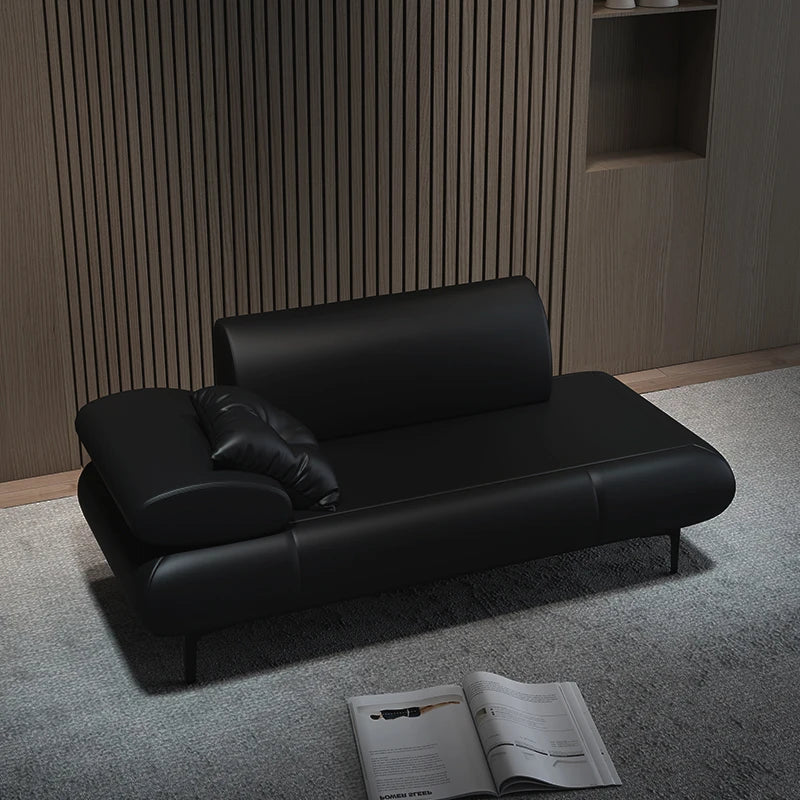 The Crownline Pouf Royal Chair