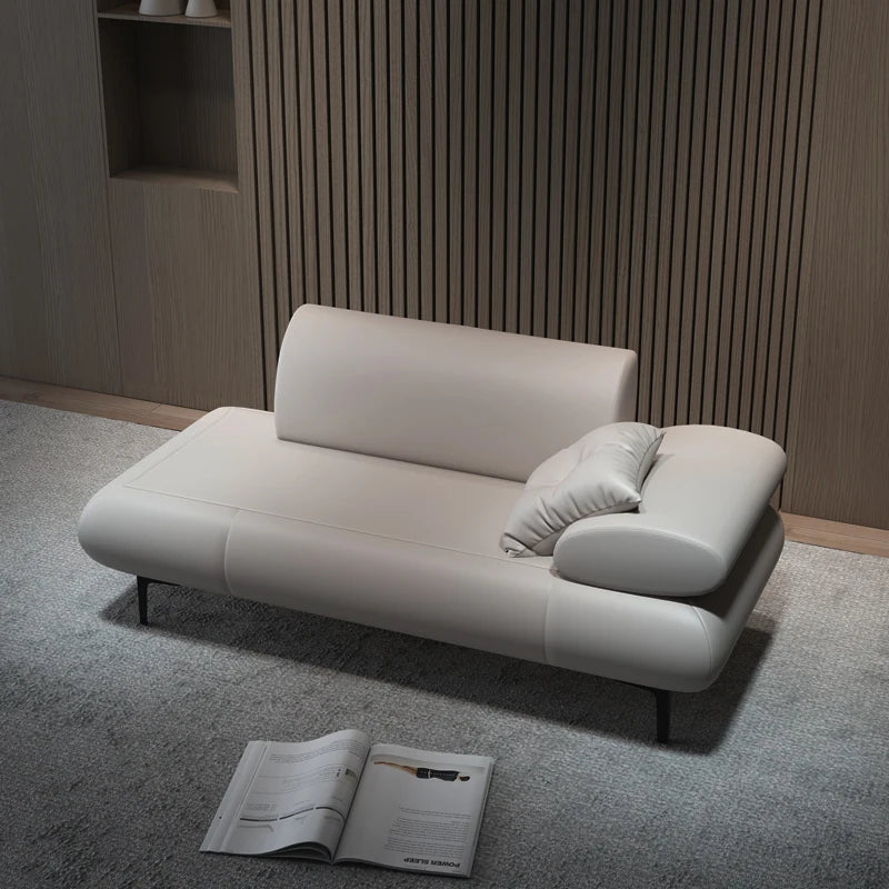 The Crownline Pouf Royal Chair