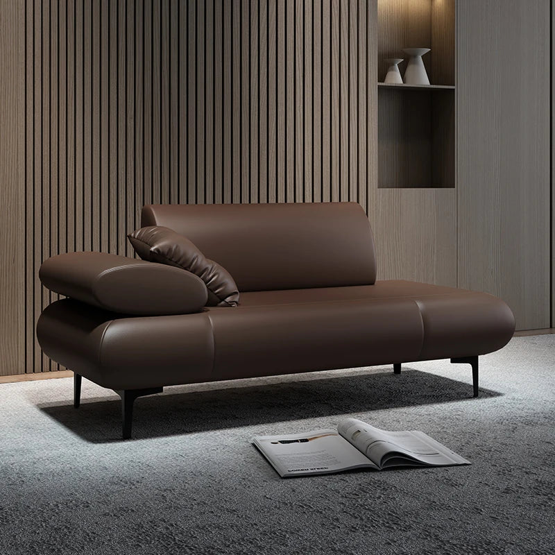 The Crownline Pouf Royal Chair