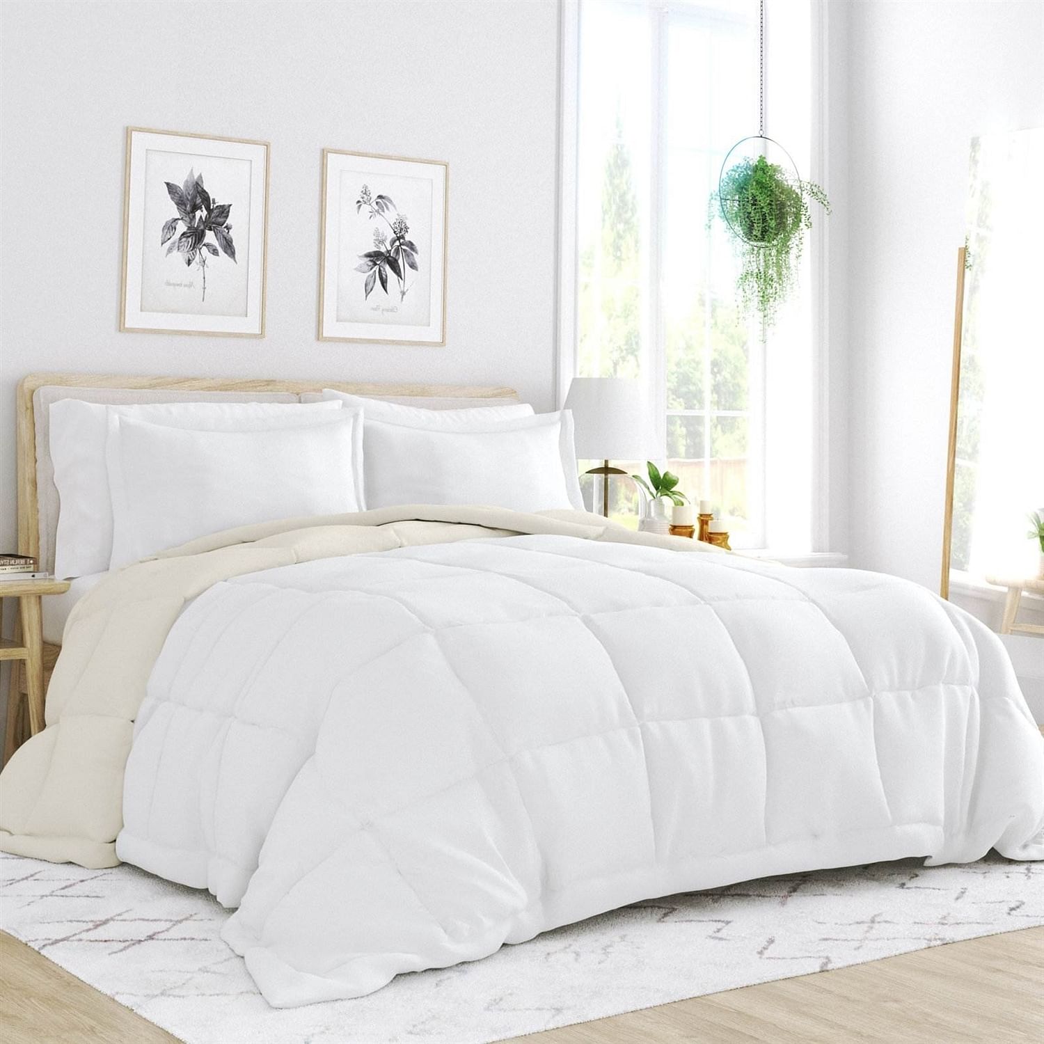 King/Cal King 3-Piece Microfiber Reversible Comforter Set in White