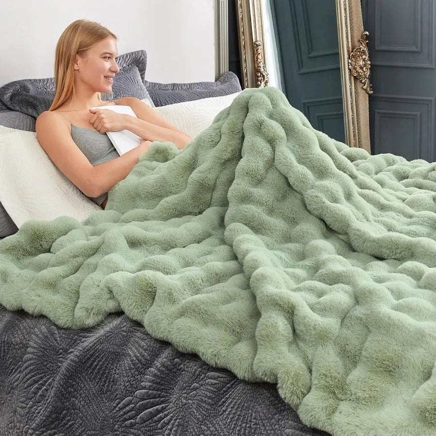 Faux Fur Throw Blanket Fuzzy Soft Plush Green