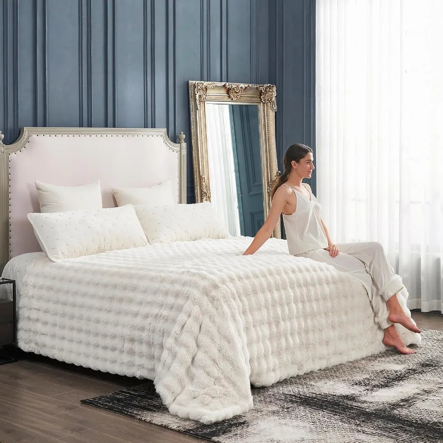 Faux Fur Throw Blanket Cream White