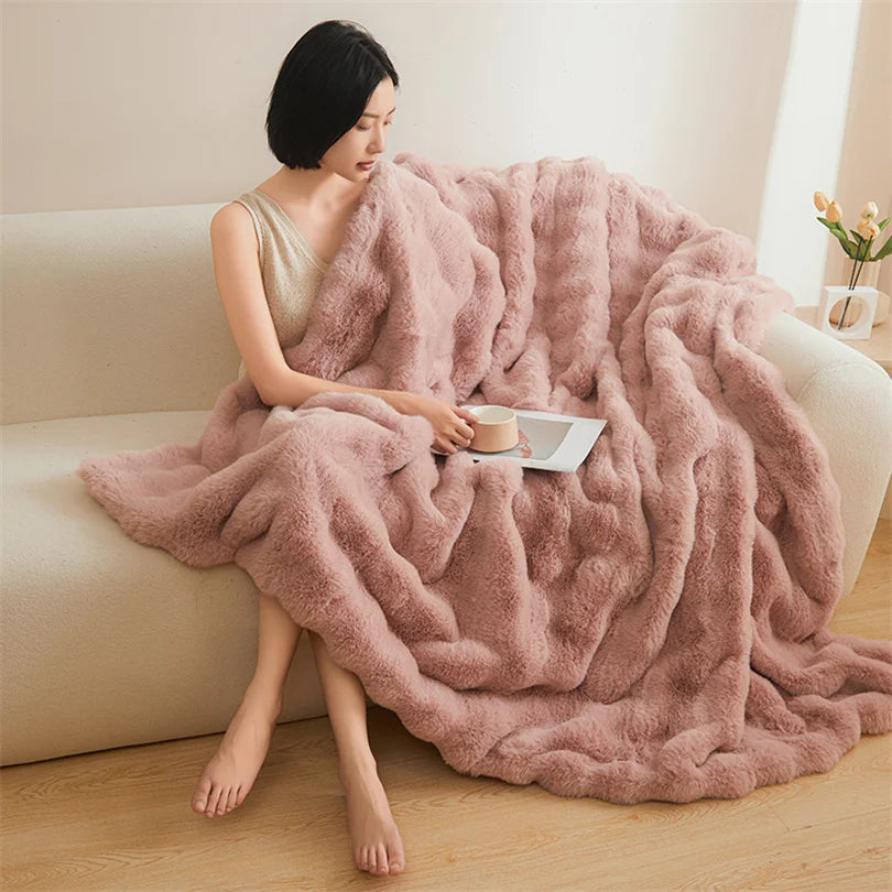 Faux Rabbit Fur Thickened Throw Blanket