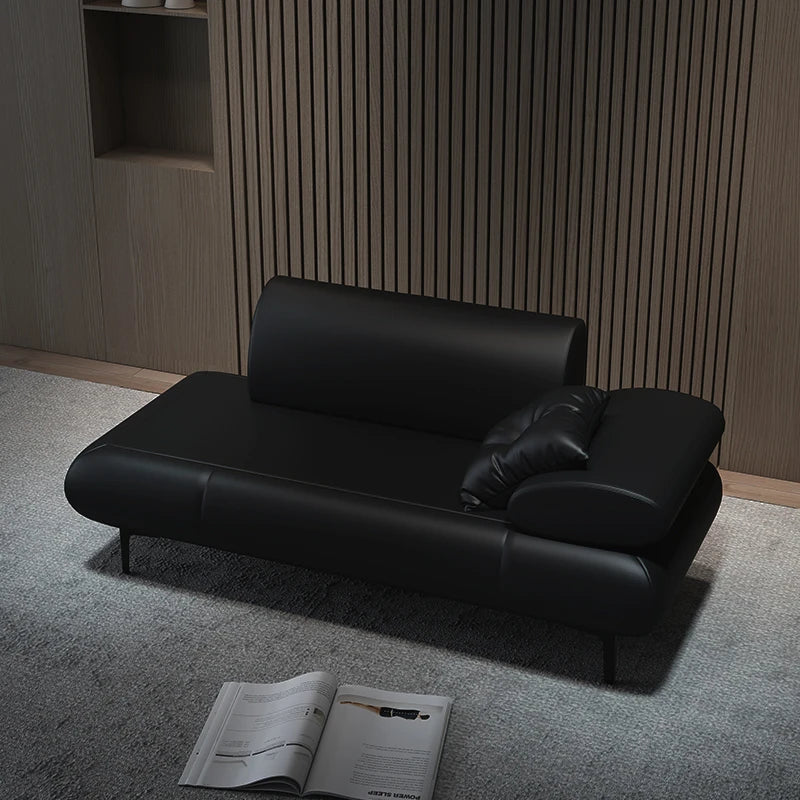 The Crownline Pouf Royal Chair